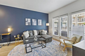 Beautiful 1BD - 5Min DT, Gym, Parking, W-D - Sleeps 6